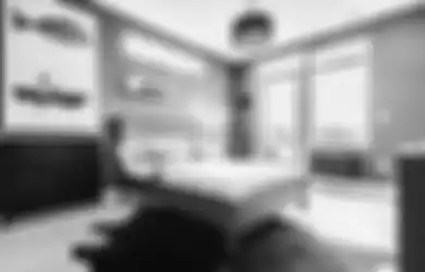 Pakai Saja Abu-Abu jika Bosan Warna Krem dan Putih di Kamar Tidur, Terkesan Lebih Cerah Lho!