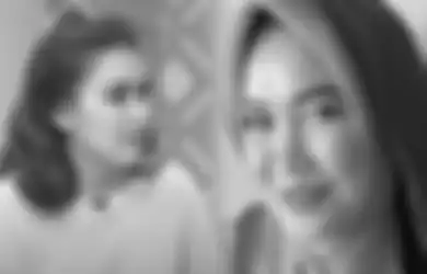 Nekat Kerja Meski Kondisi Kesehatannya Bikin Umi Kalsum Khawatir Setengah Mati hingga Tubuhnya Ditepuk-tepuk Syifa, Ayu Ting Ting: Kaya Digrugut-grugut