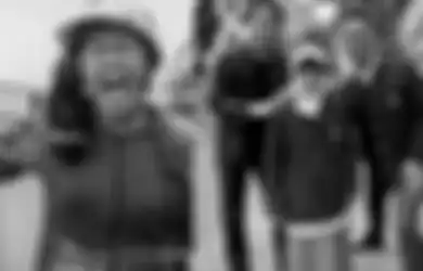 Bikin Gaduh di Tengah Duka Hilangnya Anak Ridwan Kamil, Mbak Rara Diminta Tutup Mulut, Gus Rofi'i Sentil Pawang Hujan Viral: Nggak Usah Ngomong Aneh-aneh!