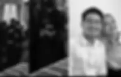 Terduduk Menangis Sampai Harus Diberdirikan, Ucapan Terakhir Nabila Ishma di Depan Peti Mati Eril Jadi Sorotan, Kekasih Emmeril Kahn Mumtadz Berusaha Ikhlaskan Takdir Tuhan