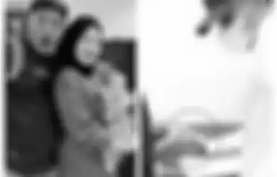 Tingkah Lakunya di Hadapan Nathalie Holscher Terbongkar, Sule Dicap Sombong Saat Bersalaman dengan Ibu Adzam, Netizen: Dia Ibu dari Keturunanmu
