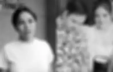 Berani Unggah Foto Dito Mahendra dan Nindy Ayunda Asyik Berduaan, Nikita Mirzani Terang-terangan Beri Sindiran: Jangan Ngumpet, Dicariin Polisi Jaksel Tuh