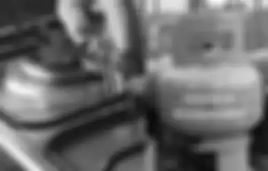 Banyak yang Belum Tahu, Ternyata Rutin Bersihkan Bagian Ini di Kompor Bisa Bikin Gas Elpiji Jadi Lebih Awet, Begini Lho Caranya!