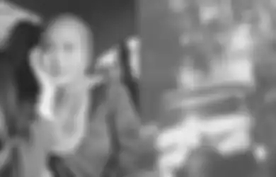 Terekam CCTV Angkut Brankas Rp 700 Juta dari Rumah Dara Arafah, Jati Diri 2 Pria yang Bantu Pelaku Terungkap, Ternyata Ini Modus ART saat Pesan Jasa Pengiriman