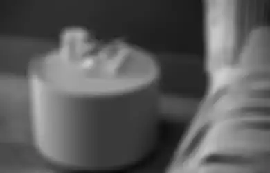 Berikut Panduan Memilih Meja Samping Berbentuk Bundar untuk Kamar Tidur Anda agar Lebih Bergaya!