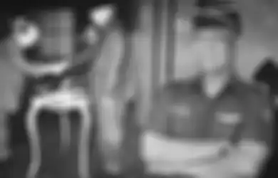 Gebrak Meja Saat Rapat Kabinet, Jenderal Penjaga Marwah TNI Ini Tampar Konglomerat Tionghoa Gegara Temui Presiden Pakai Celana Pendek, Foto Profilnya Diunggah