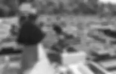 Ustaz Abdul Somad Bongkar Hukum Melangkahi dan Duduk di Atas Makam Orang Saat Ziarah, Waspada Pahala Bisa Habis Tak Tersisa