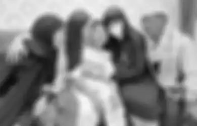 Dinar Candy Kini Bisa Bernapas Lega Adiknya Kembali Ke Pelukannya Usai Dikabarkan Hilang, Cecep Bongkar Suasana Mencekam di Pesantren Saat Gempa Cianjur: Ada yang Loncat dari Lantai Tiga