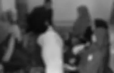 Ustaz Abdul Somad Sebut Wanita Boleh Ikut Salat Jenazah Tapi Disarankan Tidak Ikut Mengiringi di Pemakaman, Hadist Nabi Muhammad SAW Jelaskan Alasannya