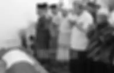 Ustaz Abdul Somad Jelaskan Hukum Anak Perempuan Memandikan Bapaknya yang Telah Meninggal, Singgung Tentang Cara Mencari Menantu