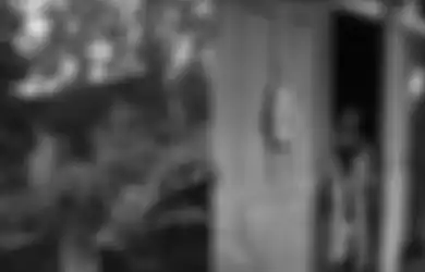 Pintu Diganjal Besi Petugas Dipukuli, Begini Detik-detik Menegangkan Evakuasi Eny dari Rumah Mewah, Tiko Sampai Relakan 1 Hal dari Ibu yang Selama Ini Dirawatnya Sendirian