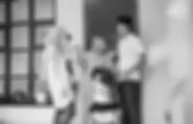 Jangan Asal Nyelonong, Berikut Adab Bertamu ke Rumah Orang Secara Islam Dijelaskan Ustaz Abdul Somad