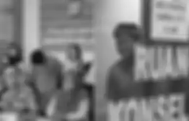 Satu Indonesia Murka, Tersangka Penganiaya David Masih Bisa Bercanda di Depan Polisi, Netizen: Sempet Nyanyi-nyanyi