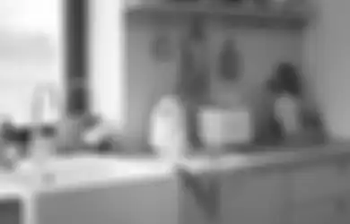 Dikasih Tahu Tetangga, Perabot Dapur Sempit Disimpan di Kabinet Model Gini, Fotonya Makin Rapi