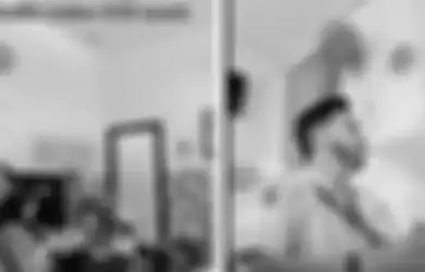 Viral Video Nakes Malas Layani Pasien BPJS, Terekam Santai Main HP hingga Asyik Ngevape, Netizen Murka: Sakit Hati Banget
