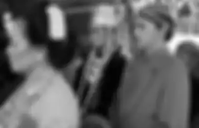 Ustaz Abdul Somad Menjelaskan Tentang Prioritas Nafkah Seorang Pria, Ibu atau Istri Duluan?