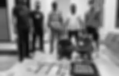 Bagaimana Sikap Istri Menghadapi Suami yang Doyan Judi dan Beri Nafkah Keluarga Pakai Uang Haram? Ustaz Abdul Somad Beri Penjelasan