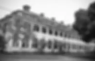 Sosok Misterius Khodam Penunggu Lawang Sewu, Bisakah Ditaklukkan?
