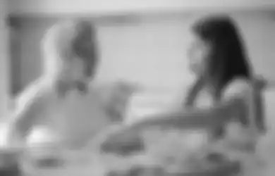 4 Weton dengan Firasat Tajam, Mudah Menebak Kebohongan Orang Lain