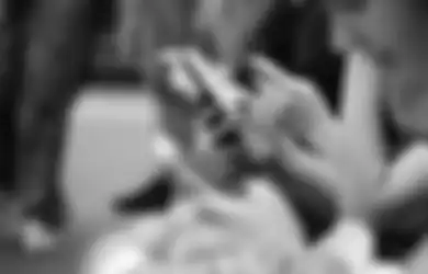 5 Tanggal Lahir Ini Sulit Banget Lepas dari Handphone, Jaga Kondisi Mata dari Sekarang!