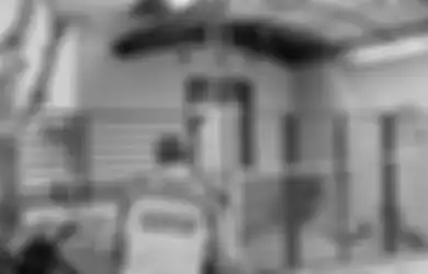Mulut Penuh Busa Berwarna Kuning, Terungkap Detik-detik Suami Paksa Istri Minum Cairan Pembersih Lantai di Depan Anak