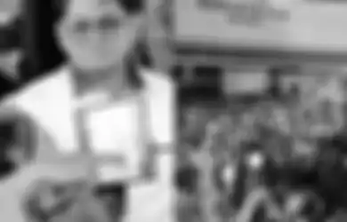 Rekaman CCTV Apotek Kimia Farma Samarinda Terbongkar, Eks Guru yang Tewas di Gudang Obat Sempat Diarahkan Karyawan