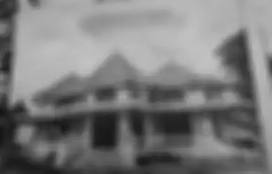 Riwayat Villa Liberty, dari Omah Lowo yang Angker Menjadi Rumah Heritage Batik Keris yang Megah