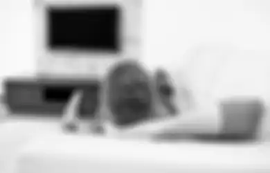 Hati-Hati, Ternyata Sering Menonton TV Dapat Mengurangi Jumlah Sperma