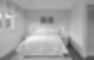 Kamar Tidur Romantis Berbalut Merah Muda