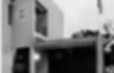 Modern dengan Muka Rumah Unfinished