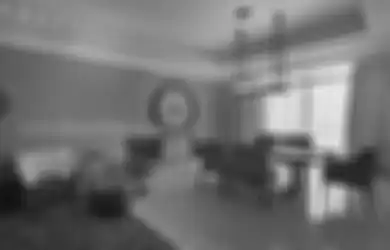 Ruang Makan Berjam Cantik
