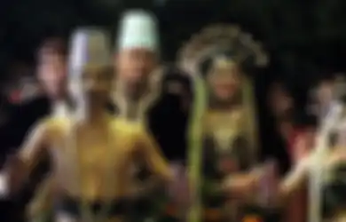 Pantas Kahiyang Ayu Mau Dinikahi Bobby Nasution Usai Putus Cinta dengan Pria Mentereng Ini, Ternyata Kekayaan Menantu Jokowi 2 Kali Lebih Besar dari Gibran