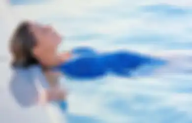  Berenang Tidak  Akan Berbahaya untuk Janin, Justru Ini Manfaatnya