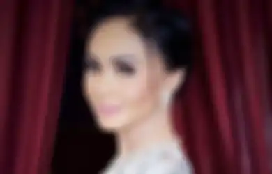 Usianya Sudah 45 Tahun tapi Masih Cantik Saja, Ini Rahasia Awet Muda Yuni Shara
