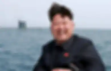 Kocak! Rakyat Korea Utara Percaya Kim Jong Un Adalah Titisan Dewa Karena Tidak Buang Air Kecil. Ini Faktanya!