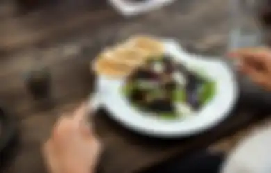  5 Bahan Makanan yang Dapat Membuat Penampilanmu Menjadi Lebih Muda
