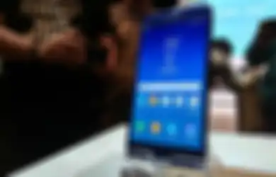 REVIEW Samsung Galaxy J7+: Kamera Mantap Meski Harga Agak Mahal