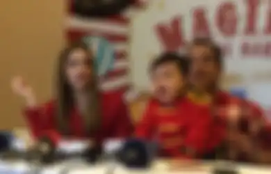 Nia Ramadhani  Bagi-bagi Smartphone di HUT Anaknya, Berikut Manfaat Rayakan Ultah Anak