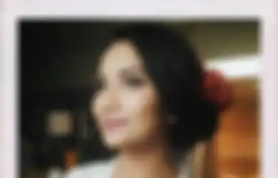 Utang Belum Lunas, Gaya Hidup Vanessa Angel  Dibongkar Ibu Sambungnya