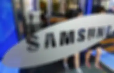 Layar OLED Samsung Wearable Dirumorkan Akan Bisa Menempel di Kulit