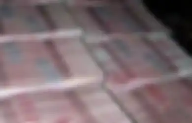 Wanita Ini Buang 'Uang Perpisahan' Rp4,4 Miliar dari Mantan Pacarnya, karena 'Terlalu Kecil'