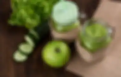 Mau Kulit Sehat dan Bercahaya? Cobalah Minum Jus Mentimun dan Apel