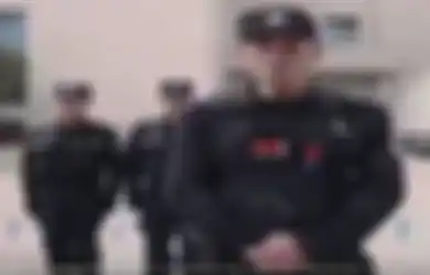 (Video) Kocak dan Jadi Viral, Inilah Saran Polisi Bila Kita Diserang dengan Pisau