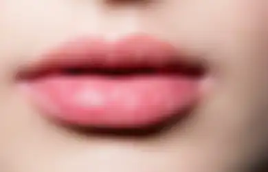 Kebiasaan Jaga Bibir Tetap Lembap Saat Puasa Harus Lanjut, Begini 3 Tips Simpelnya