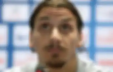 Ulang Tahun ke-41, Zlatan Ibrahimovic Pamer 2 Supercar, Ini Speknya!