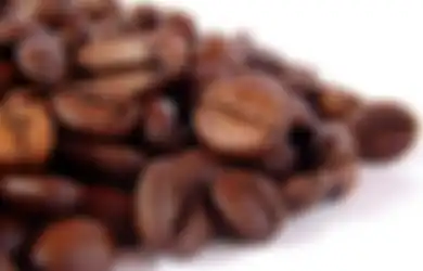 Glowing Enggak Perlu Skincare, Cukup Ampas Kopi Bikin Wajah Kinclong!