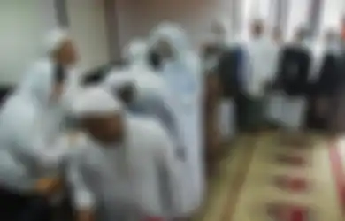 Hari Rabu Ini Jemaah Naqsyabandiyah Al-Kholidiyah Rayakan Idul Fitri dan Shalat Ied