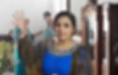 Bertahun-tahun Menjanda Usai  Cerai Dari Farhat Abbas, Begini Mewahnya Rumah Nia Daniaty Saat Habiskan Waktu Liburan,  Ruang Tamunya Wow Banget!