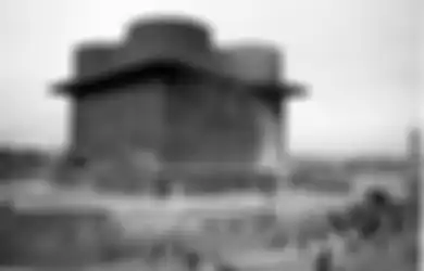 Kisah Menara Kematian Nazi yang Mematikan Sekaligus Nyaris Tak Bisa Dihancurkan