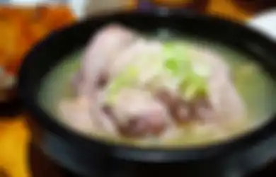 Intip Tips Rahasia Resto Terkenal Saat Rebus Ayam, Cukup Campurkan Cairan Ini Dijamin Rasanya Sedap Gurih Bikin Nagih!